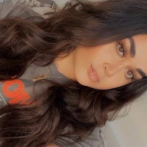 Meet your Posher, Samaria